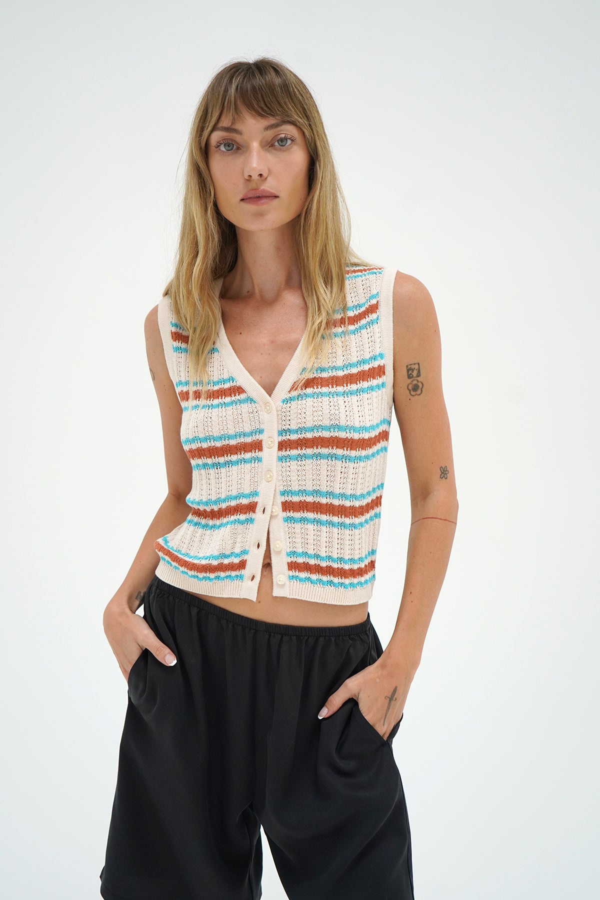 【Anyone more】Sure sleeveless cardigan skirt 3ps set Lou Sleeveless Cardigan - Sedona Stripe – LNA Clothing