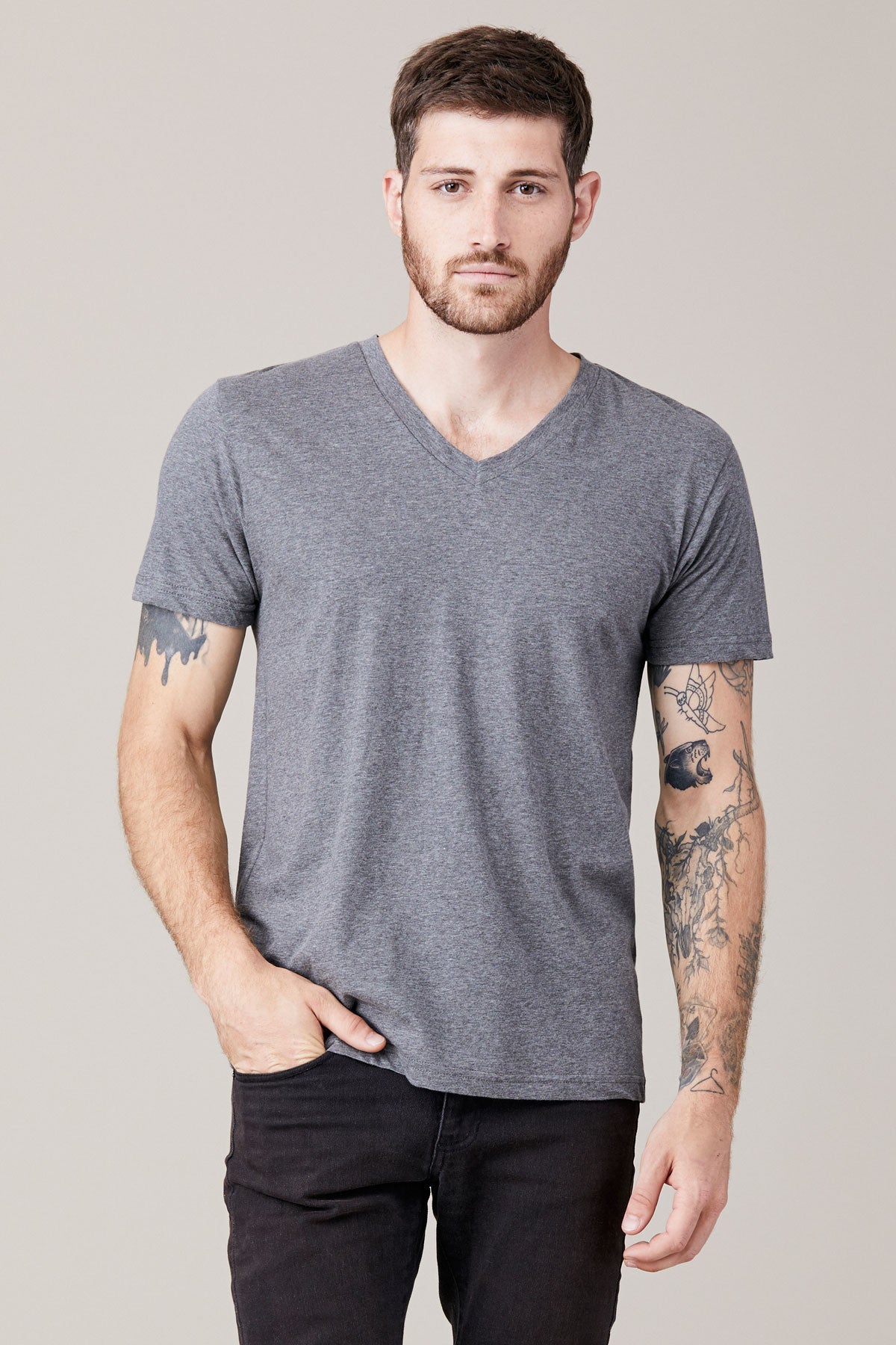 Men's Short Sleeve V Neck - Heather Grey – LNA Clothing