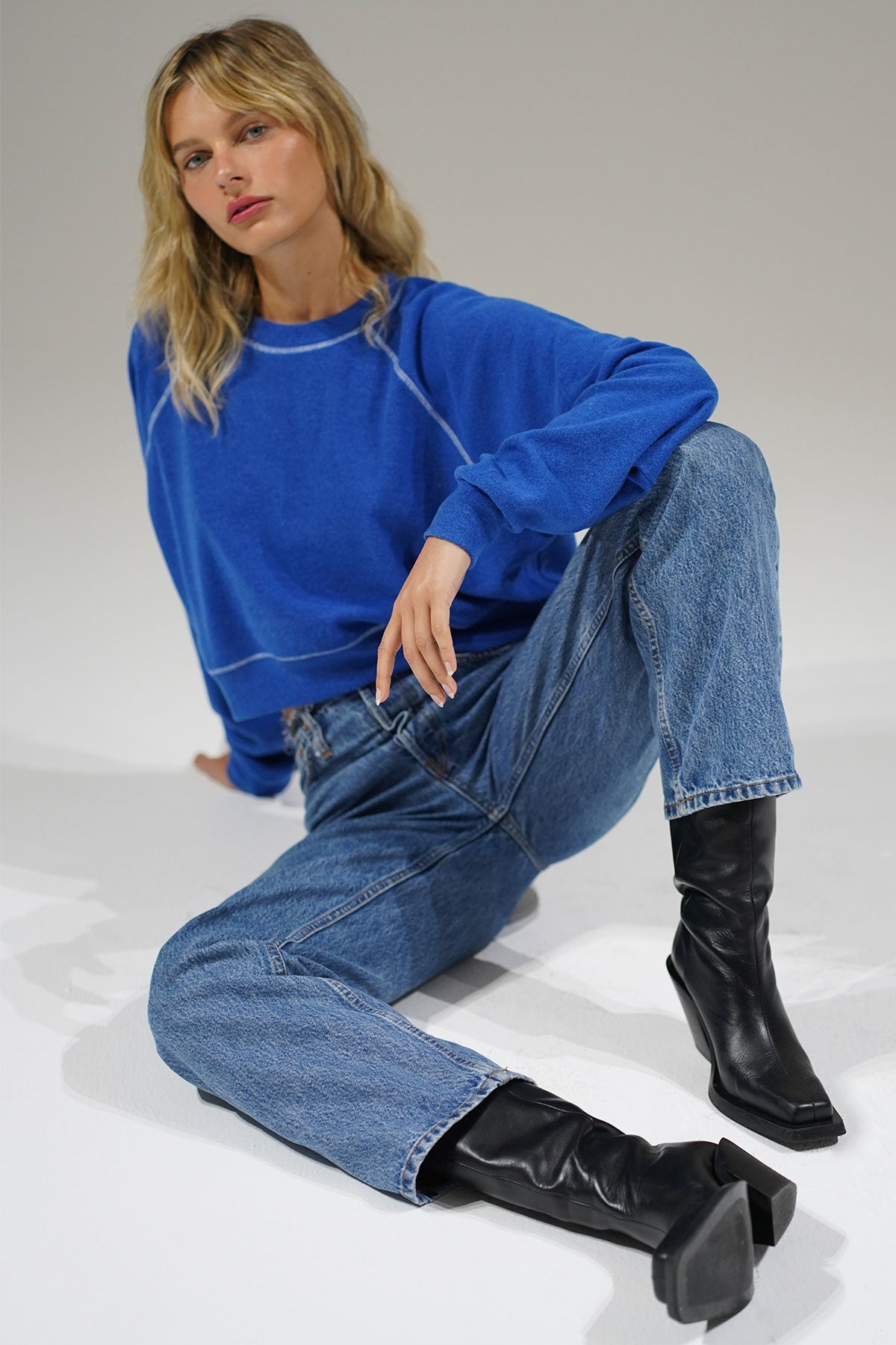 Gebürstetes LNA-Sweatshirt im Stil der 90er in Limonadeblau