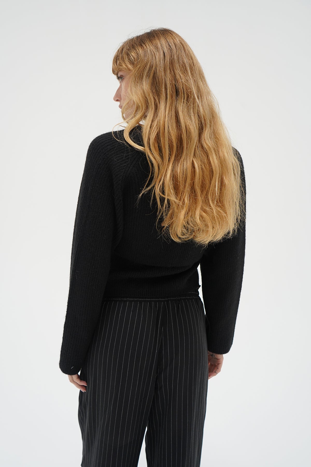 Ean Shrug Sweater Set - Black