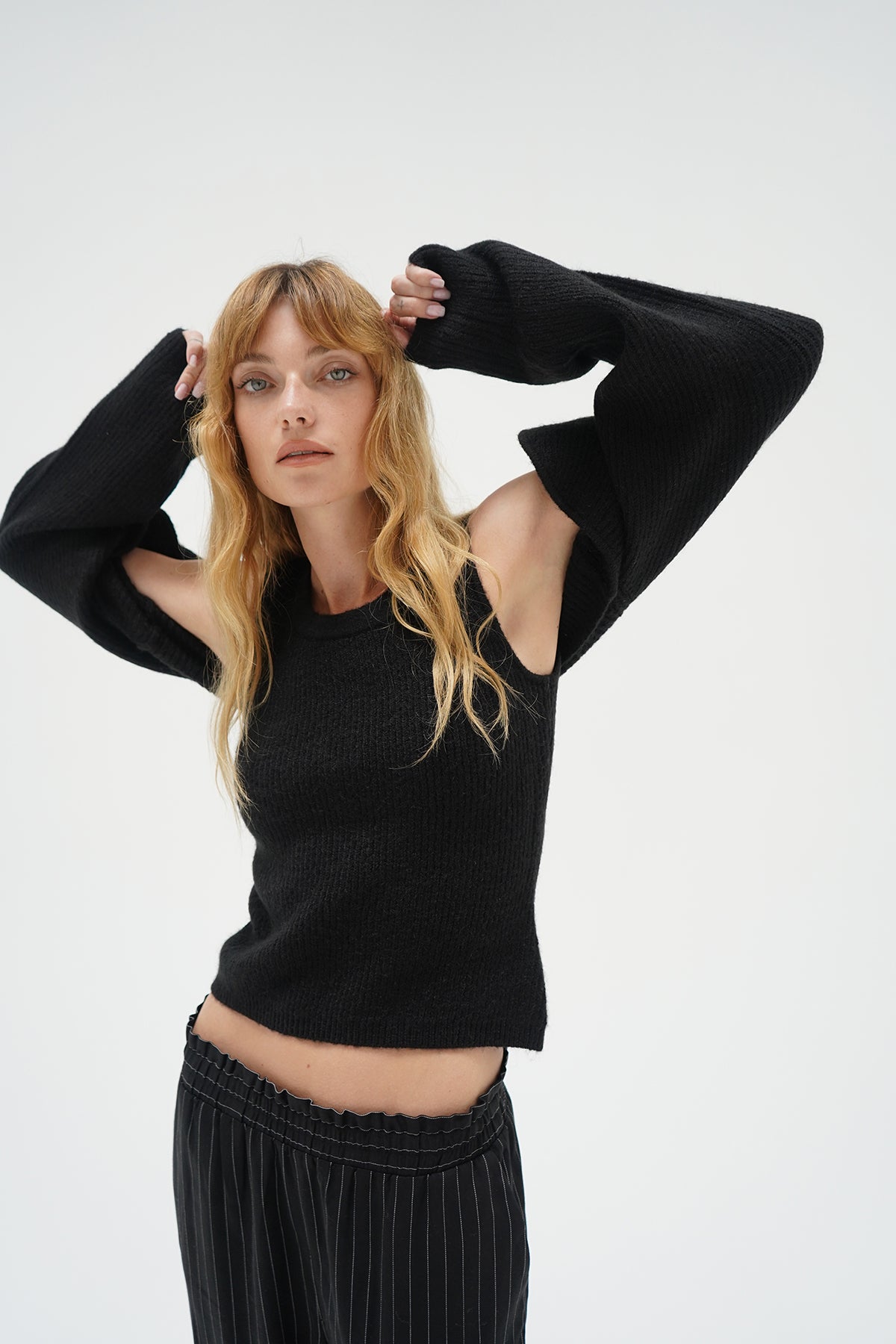 Ean Shrug Sweater Set - Black