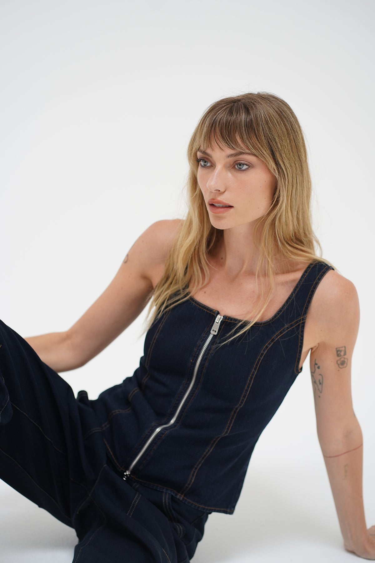 Gili Zip Tank - Raw Look Denim