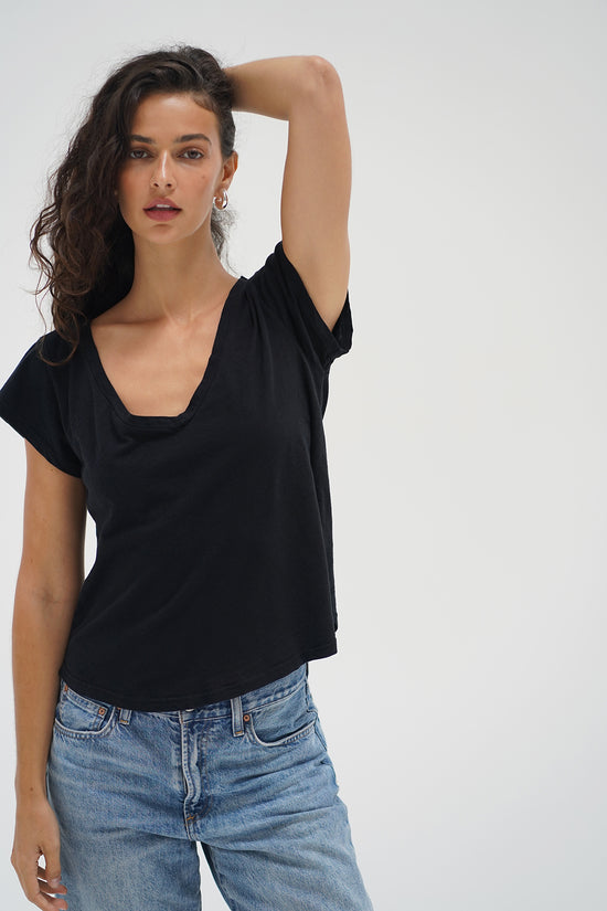 Kaden Cotton V Neck - Black