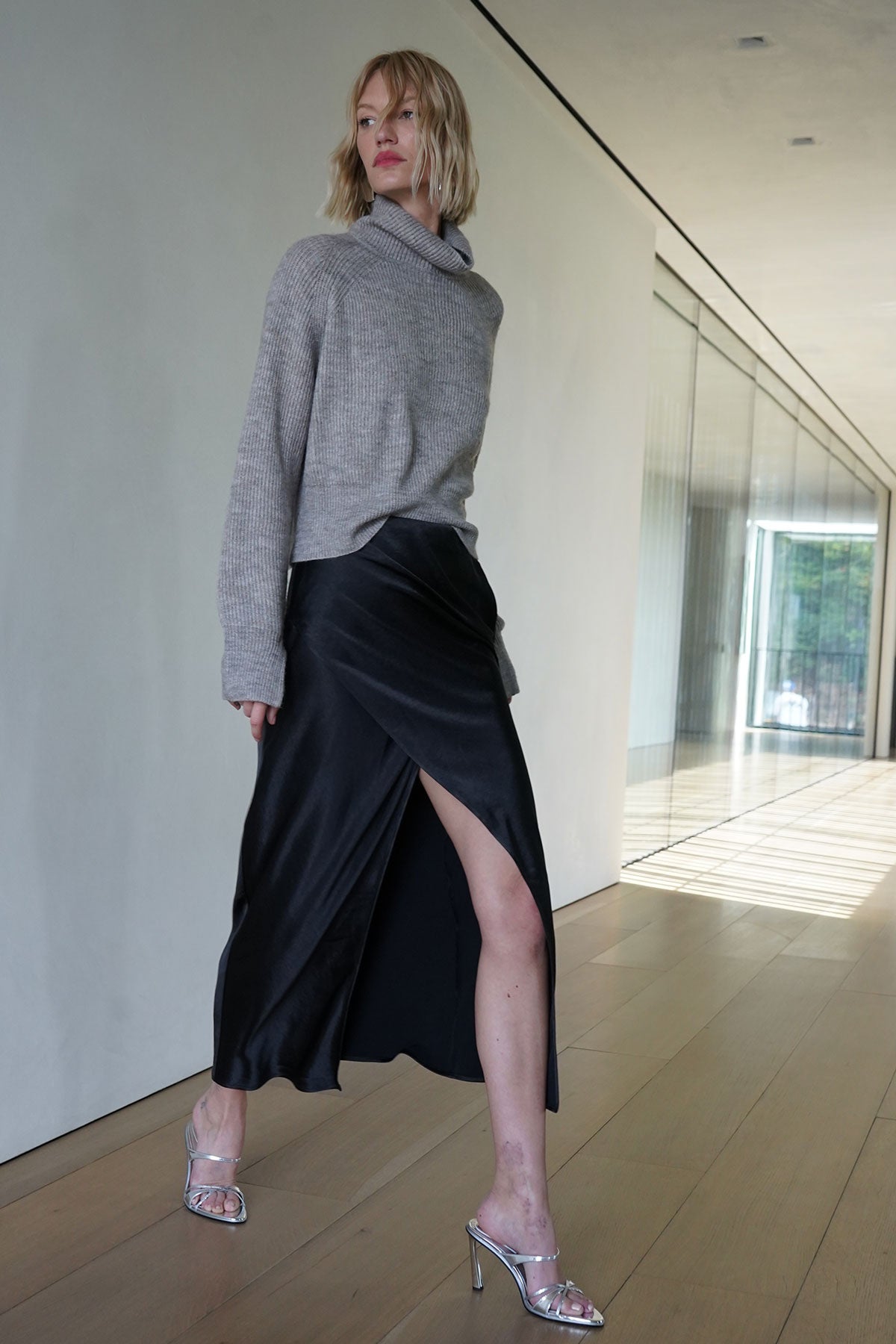 LNA Bevan Silky Skirt in Black