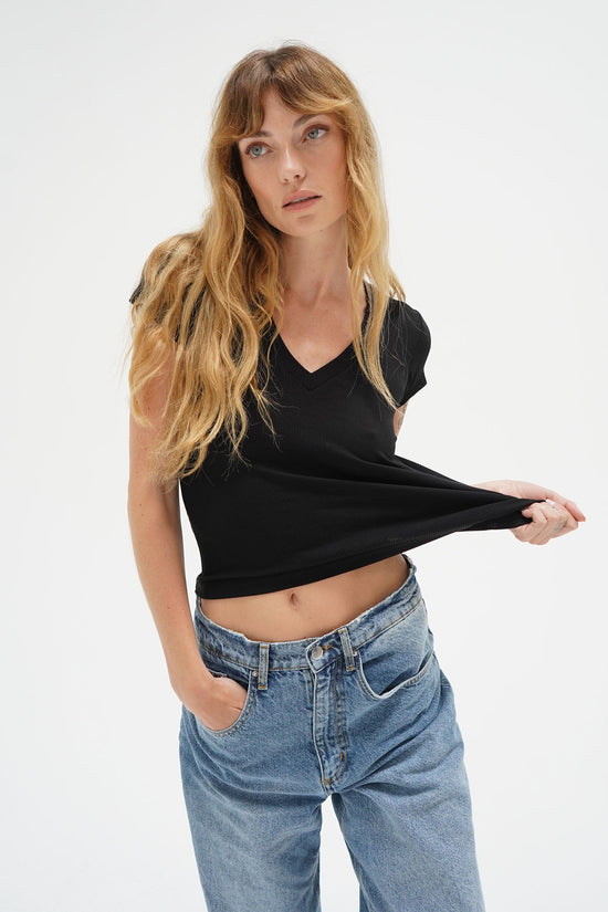 LNA Fitted Rib V Neck Tee in Black