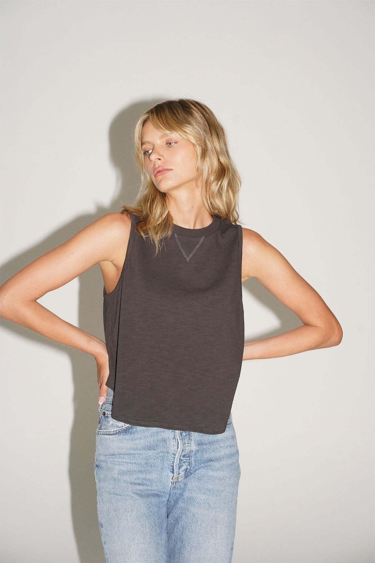 LNA Curved Tank in Pirate Black