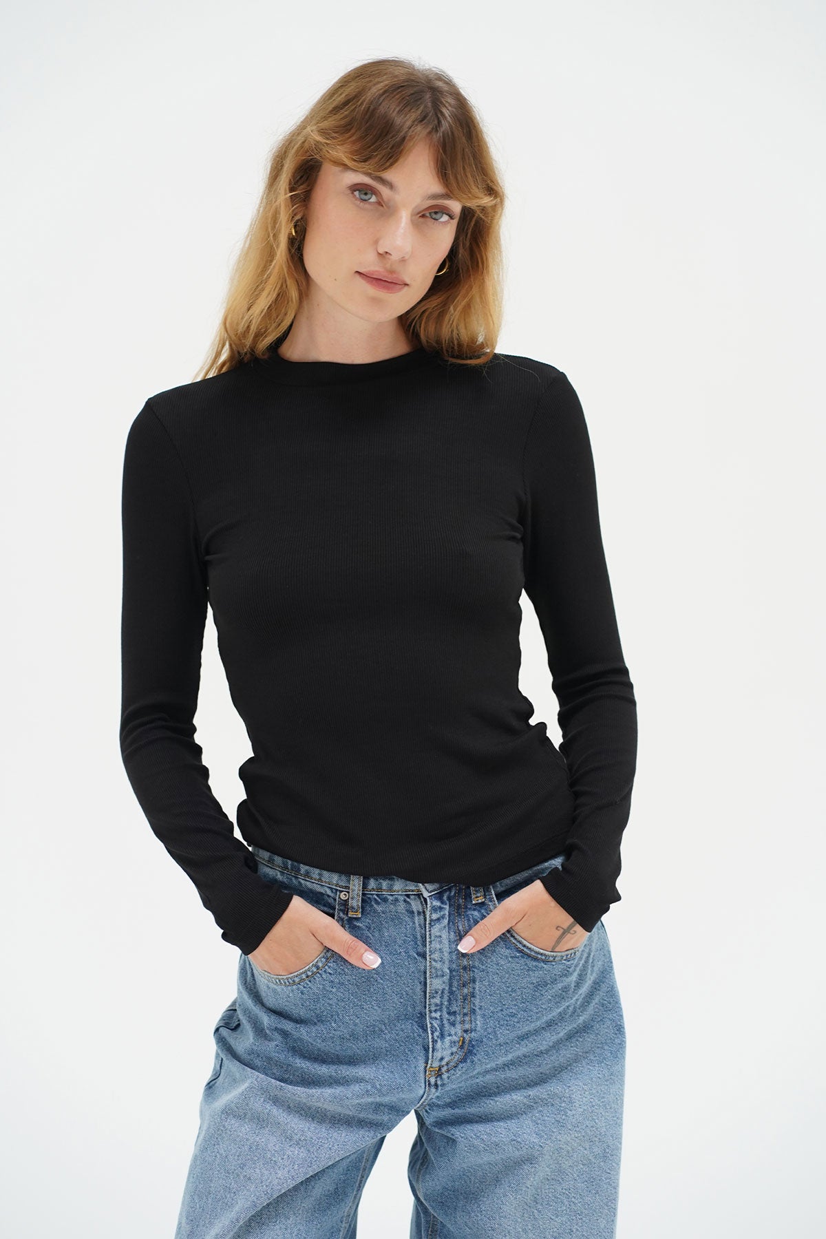 LNA Dalston geripptes Langarmshirt in Schwarz