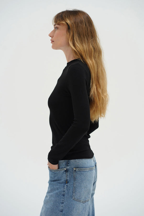 LNA Dalston Ribbed Long Sleeve in Black