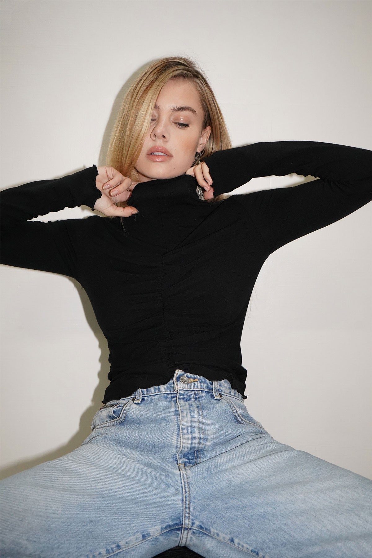 LNA Vertigo Top in Schwarz