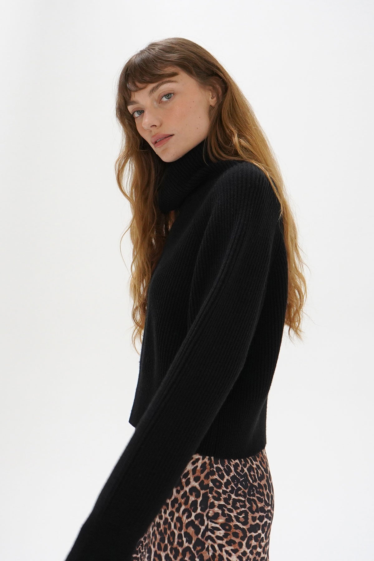 Lna leopard sweater deals