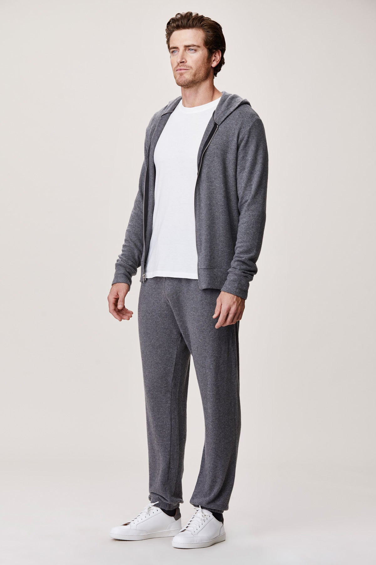 LNA Pantalon de survêtement brossé Hacci homme de coloris gris