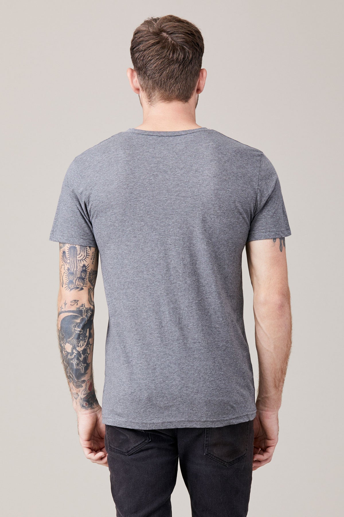 Herren-Kurzarmshirt mit V-Ausschnitt – Heather Grey