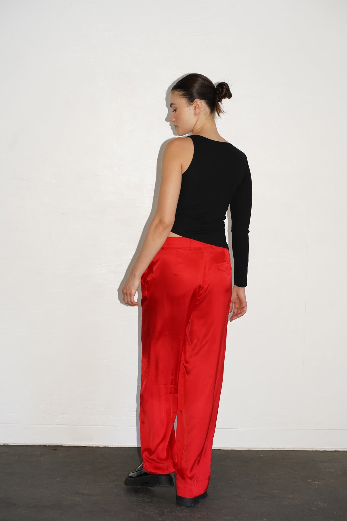 Pantalon large soyeux LNA en rouge