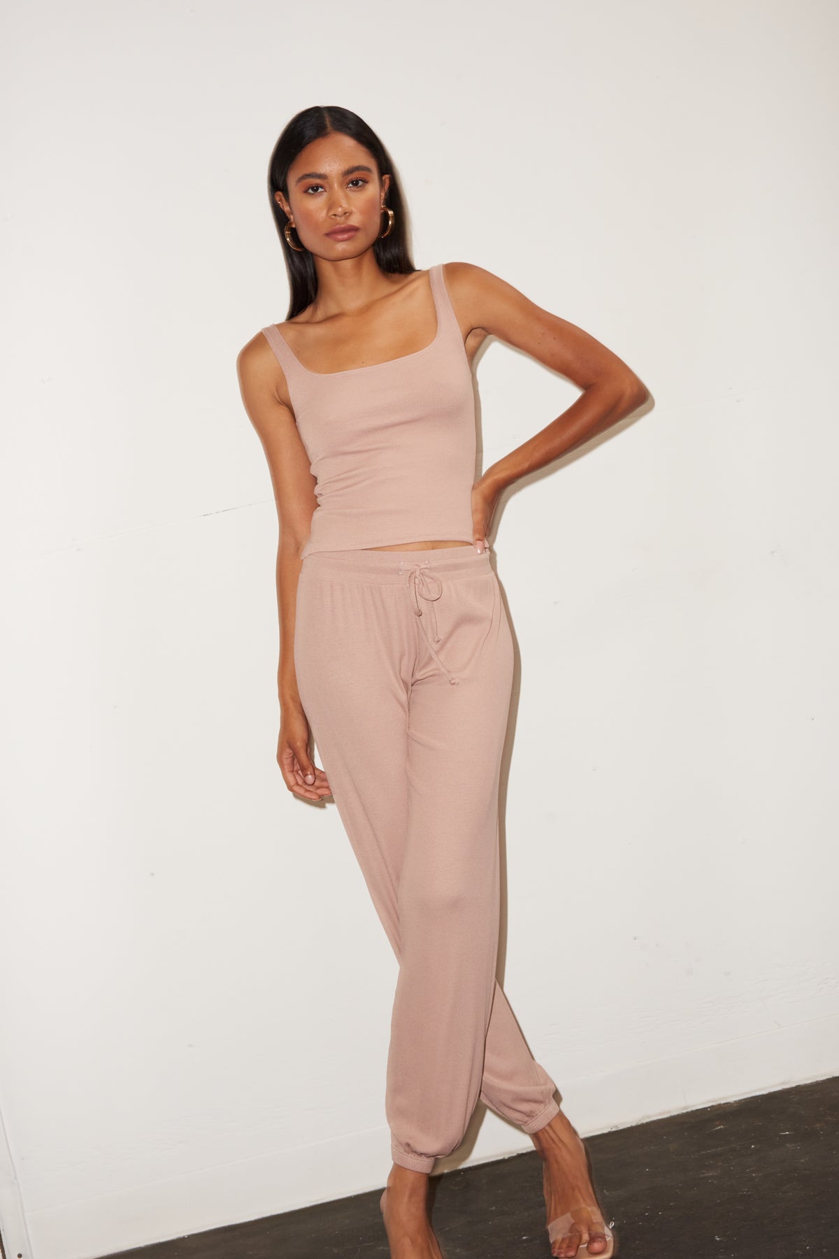 Essential Ribbed Scoop Tank - Nude