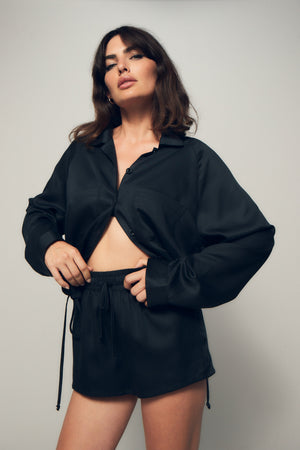 LNA Teller Short in Black